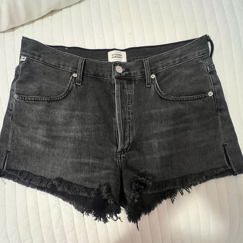 Citizens of Humanity • Black Denim Jeans • Size: 28